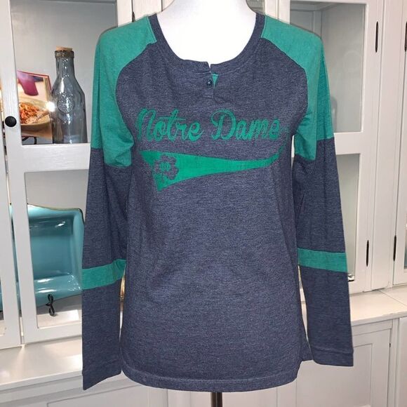 Norte Dame Official Long Sleeve Tee Size L - Picture 1 of 4